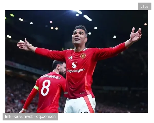 曼联卡塞米罗抢断训练继续强化：打造铁壁防线的秘密武器
